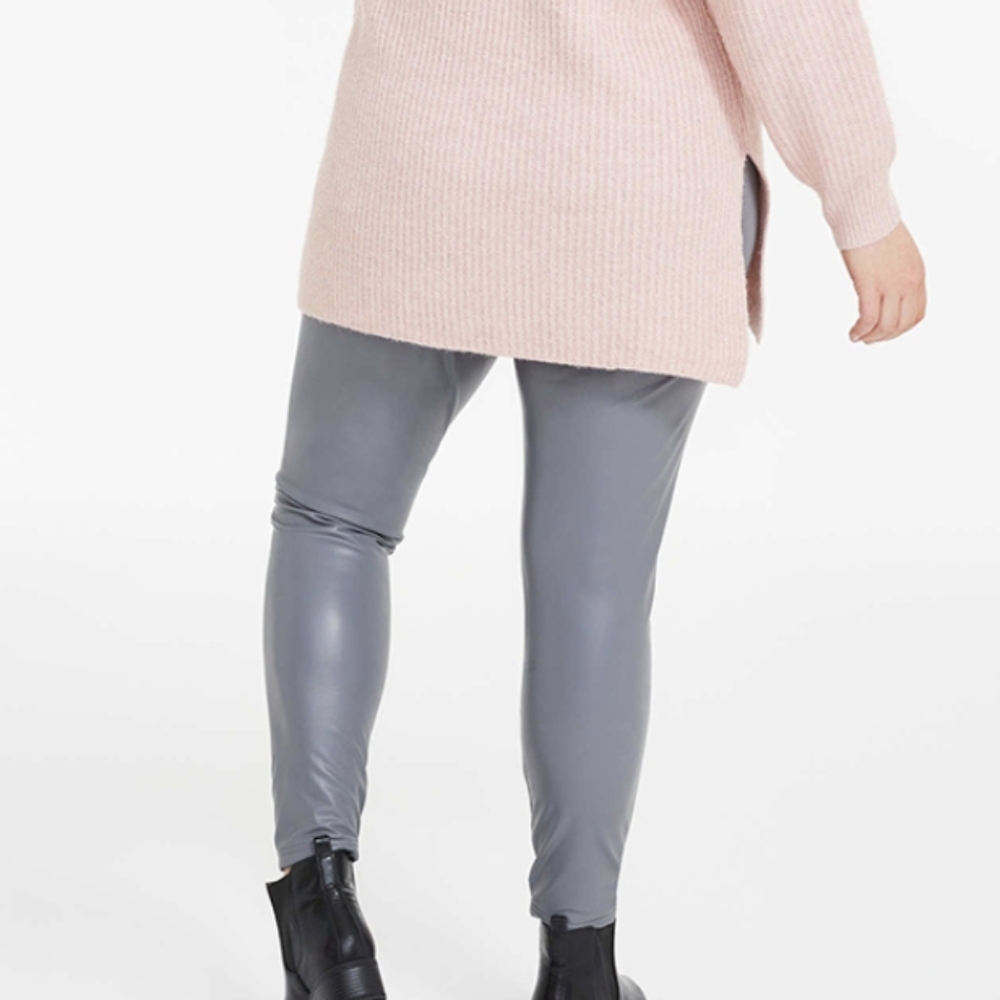 NWT Joe Fresh Grey Faux Leather Leggings 3X